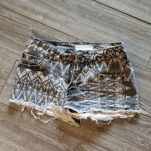 Bullhead Pacsun shorts